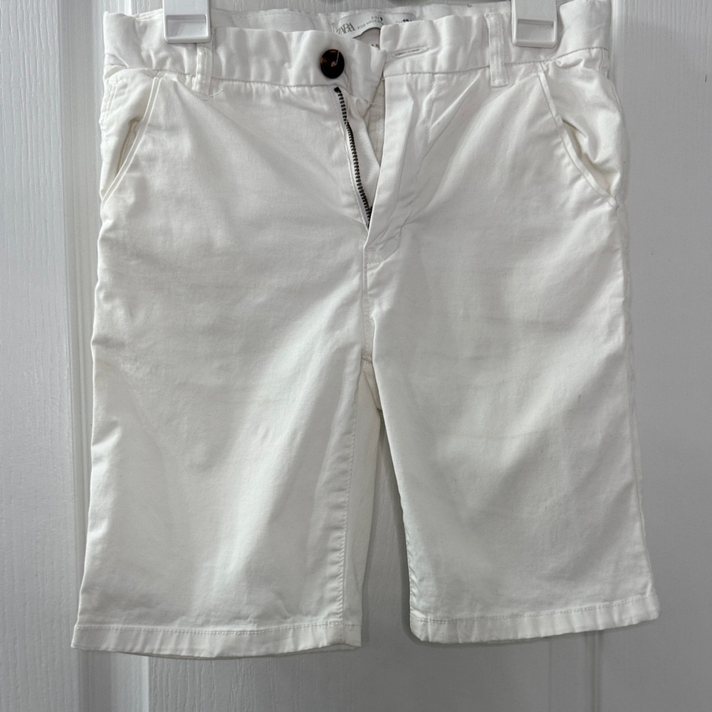 Zara Kids Cream Shorts - play condition
